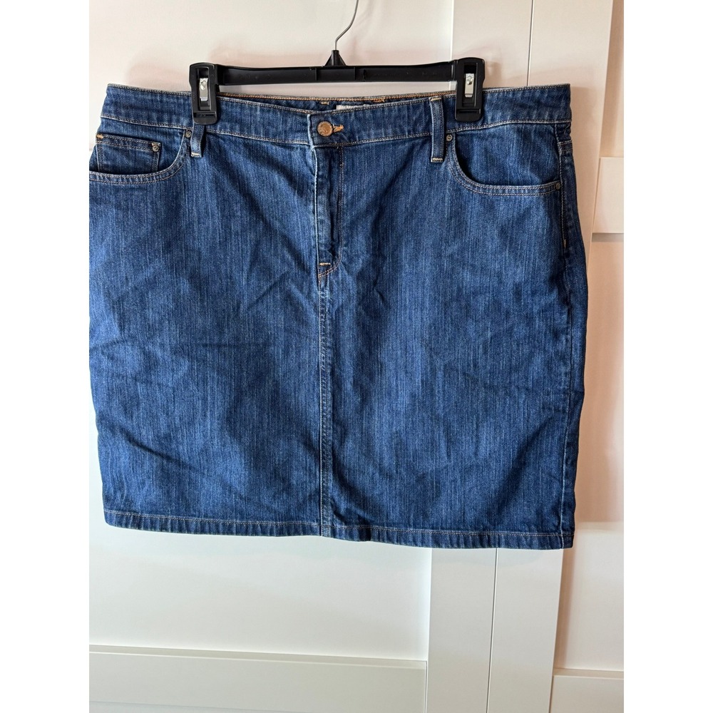 LL Bean Favorite Fit Denim Mini Skirt Womens 18 Reg Medium Wash Blue 5-Pocket